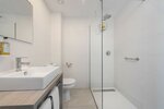 Двухместный номер с 1 двуспальной кроватью, балкон, частичный вид на море в Hotel Atolon