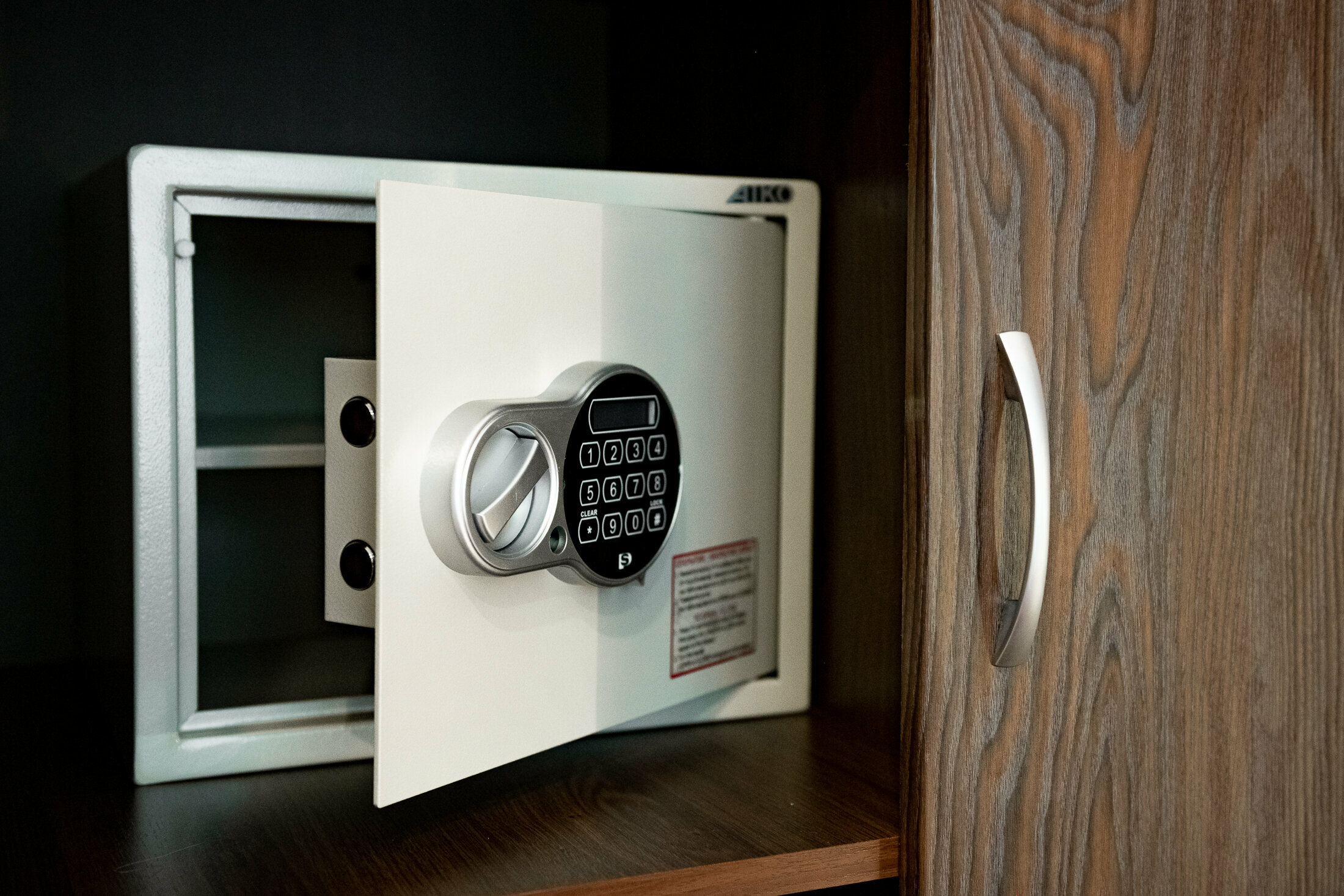 Люкс с кроватью размера «king-size» и гидромассажной ванной