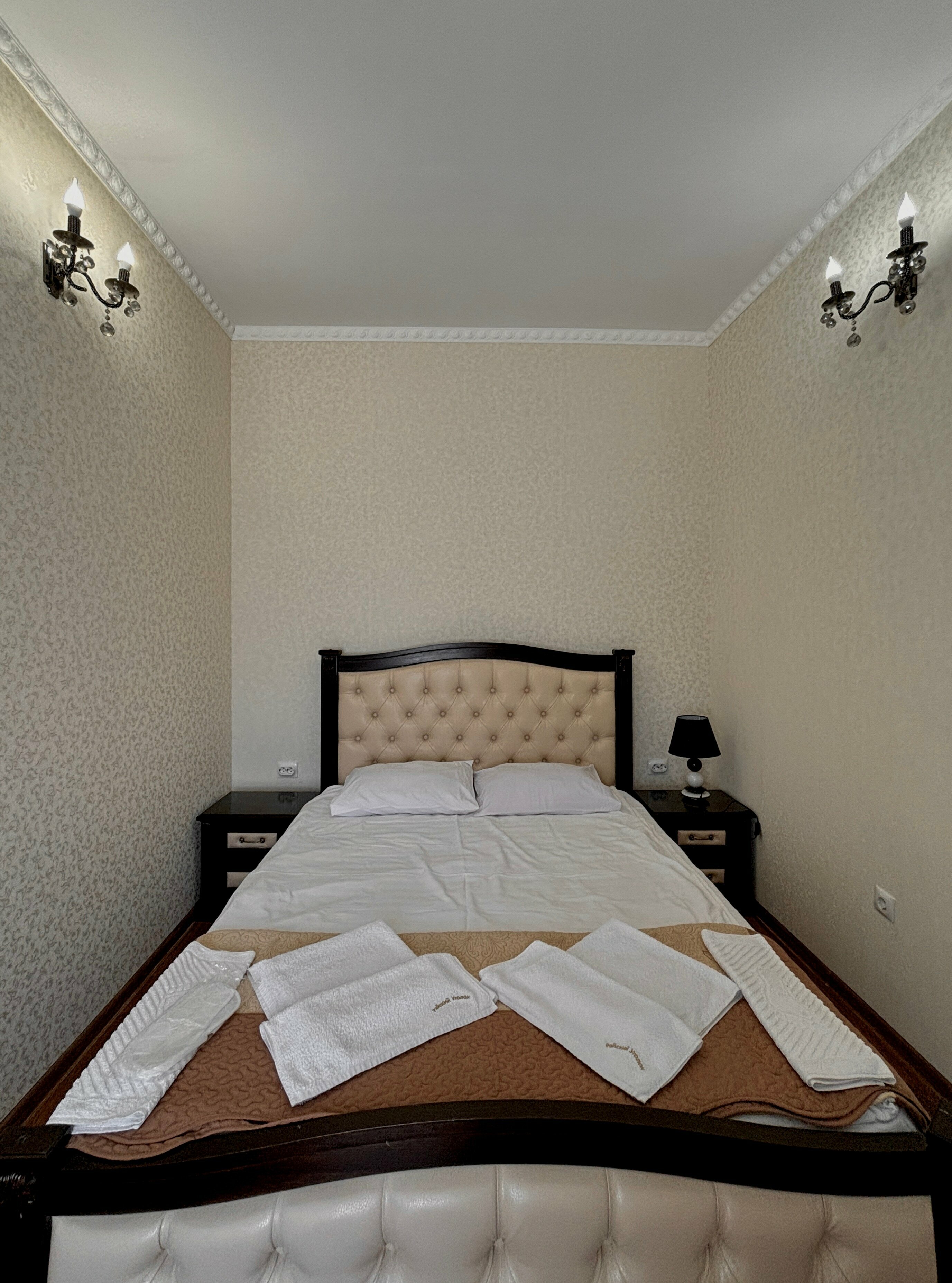 Номер Делюкс