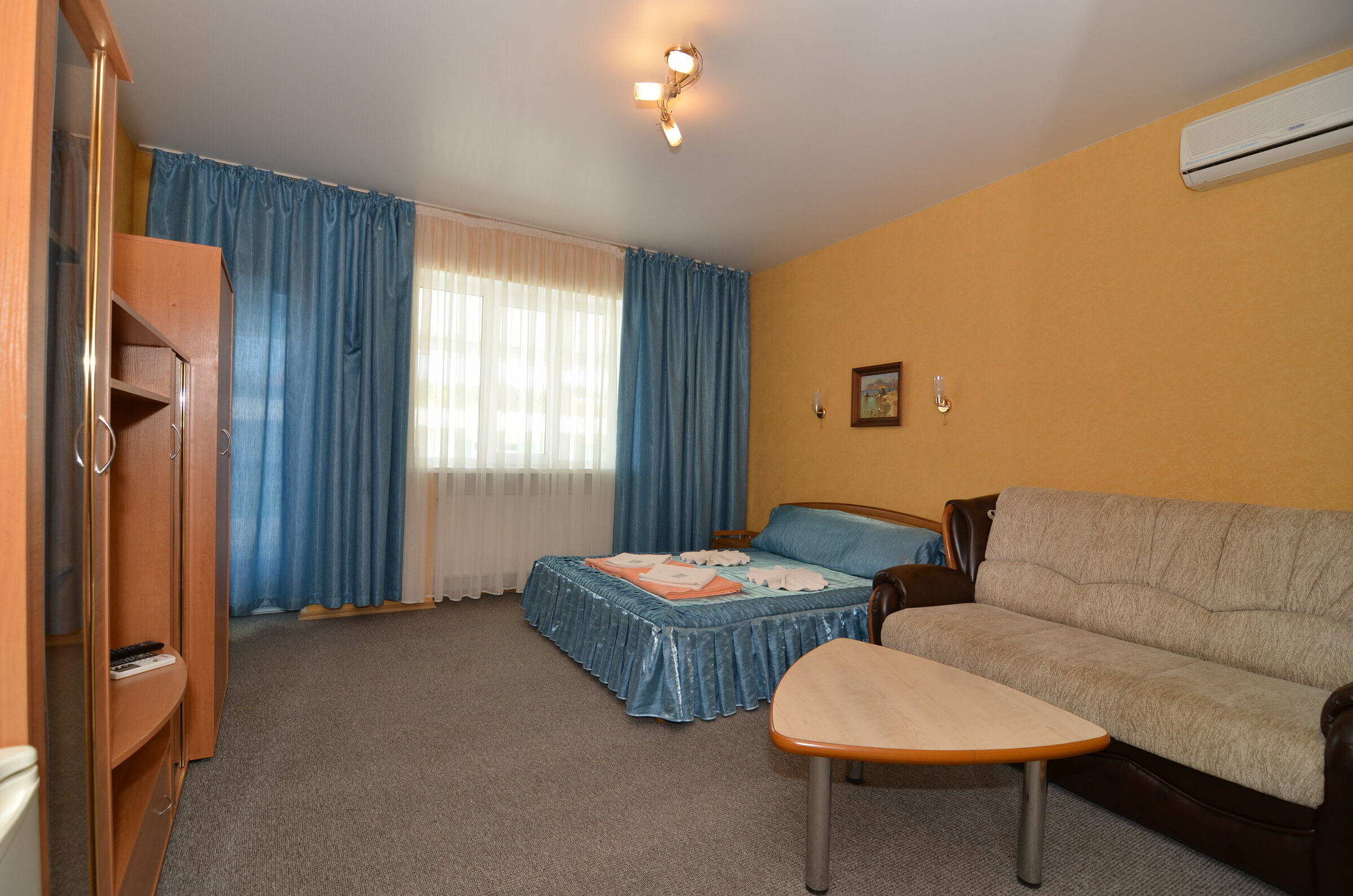 Люкс с кроватью размера «queen-size» и видом на море