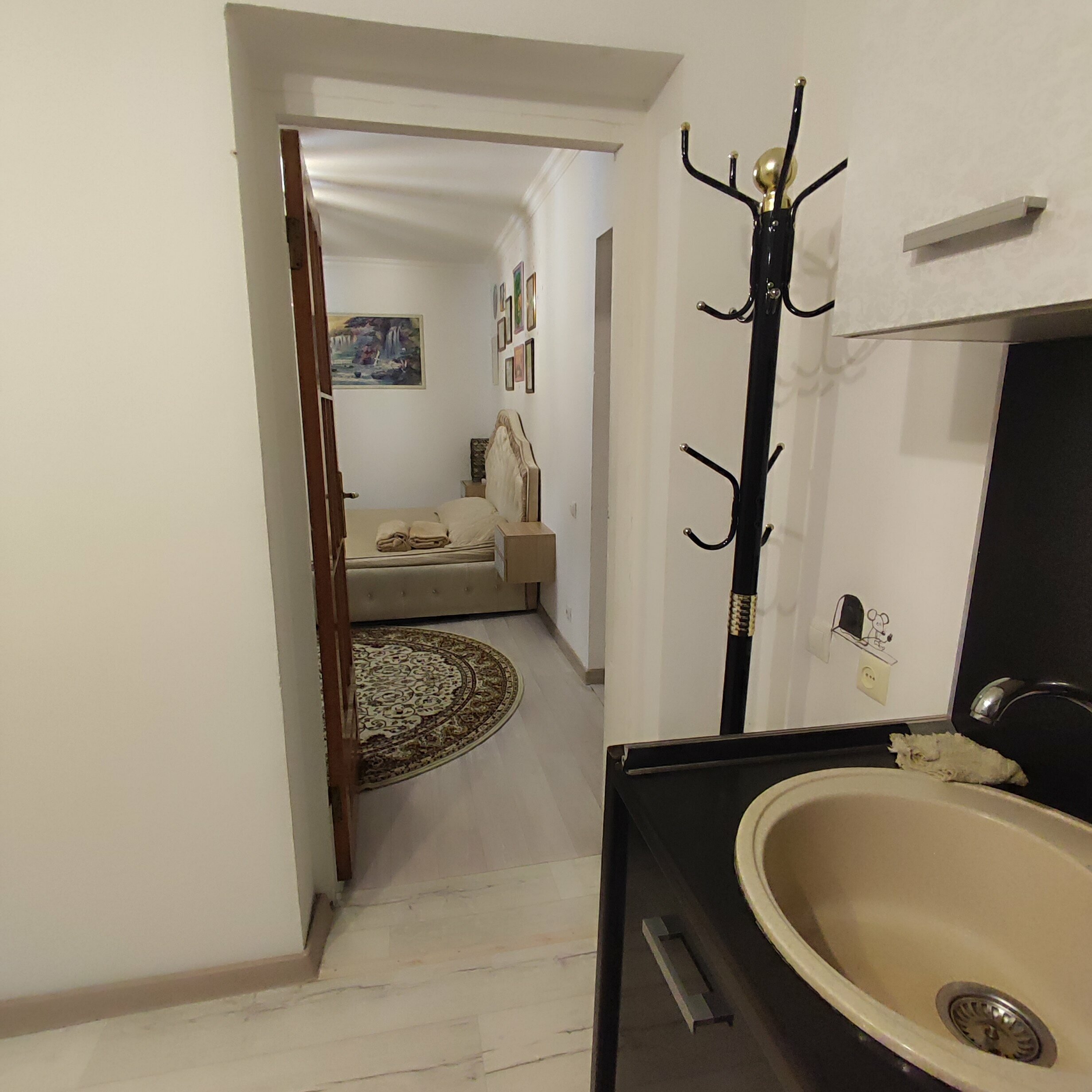 Трехместный номер «Комфорт» с душем