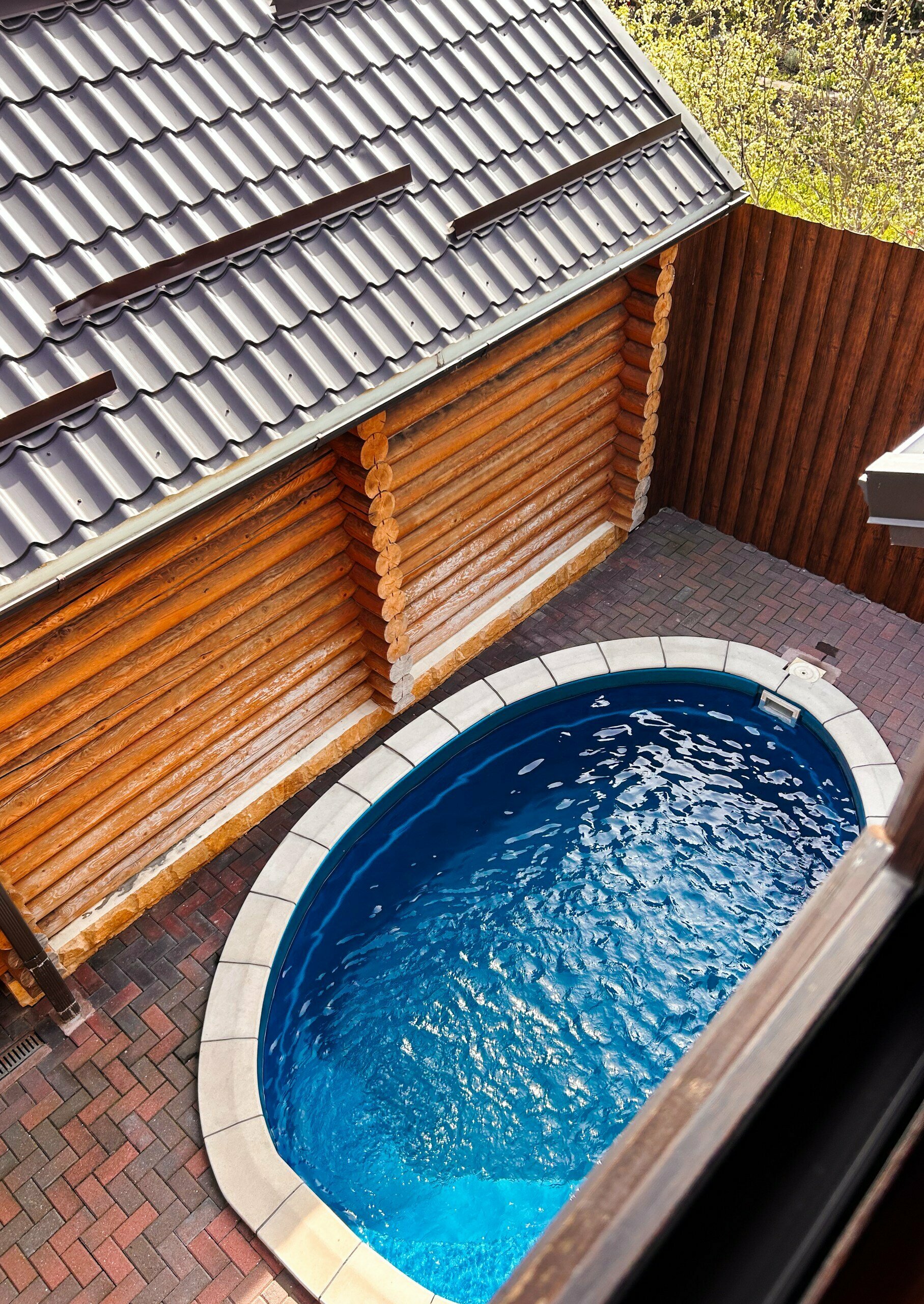 Коттедж с собственным бассейном