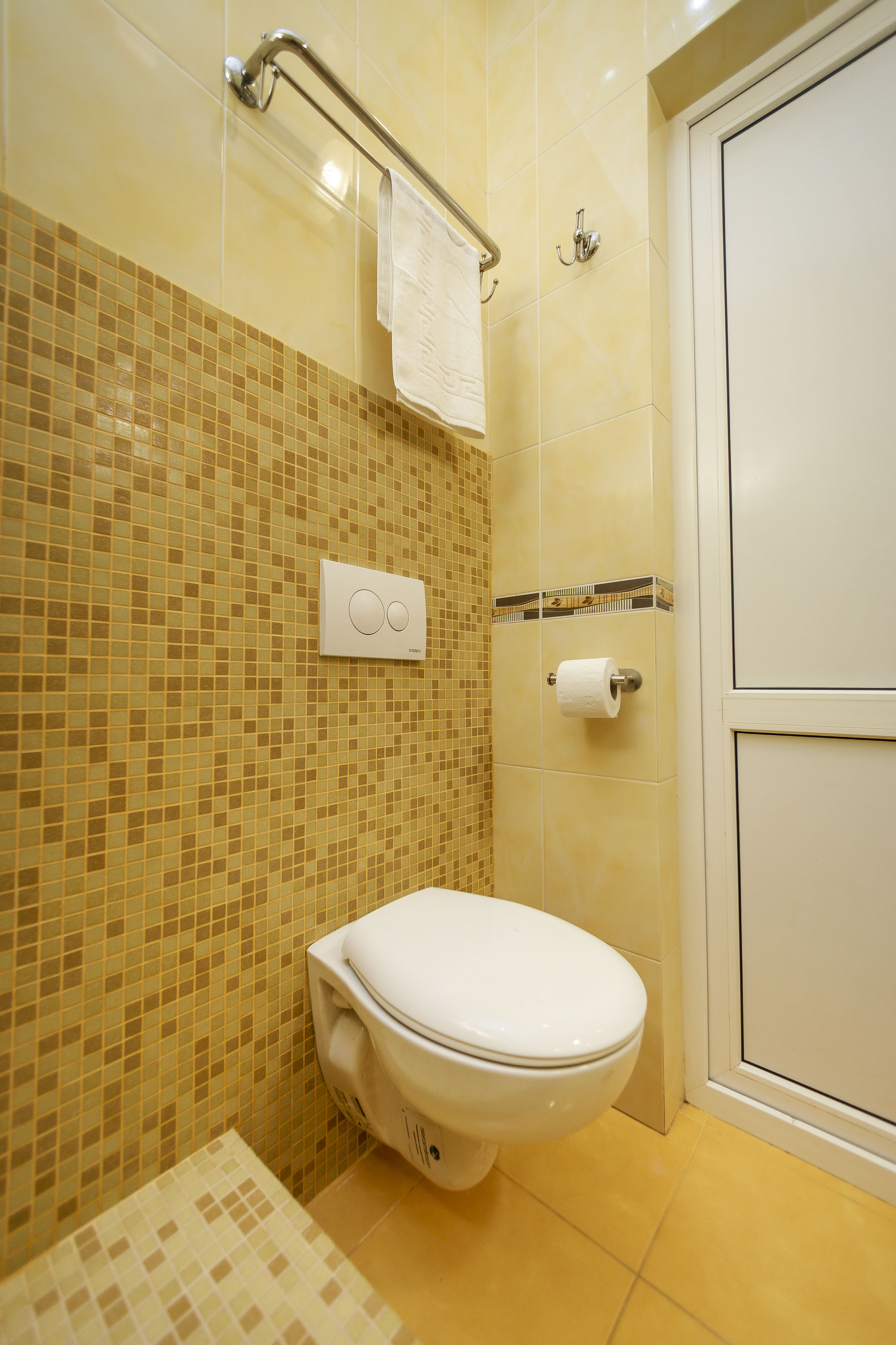 Трехместный номер с балконом