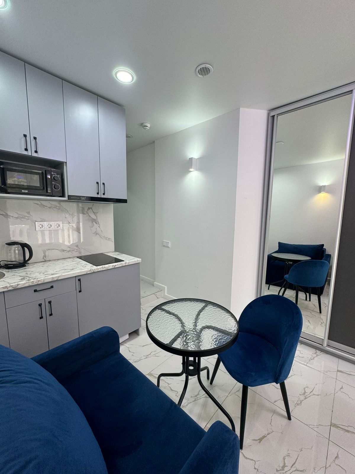 Номер-студия с балконом