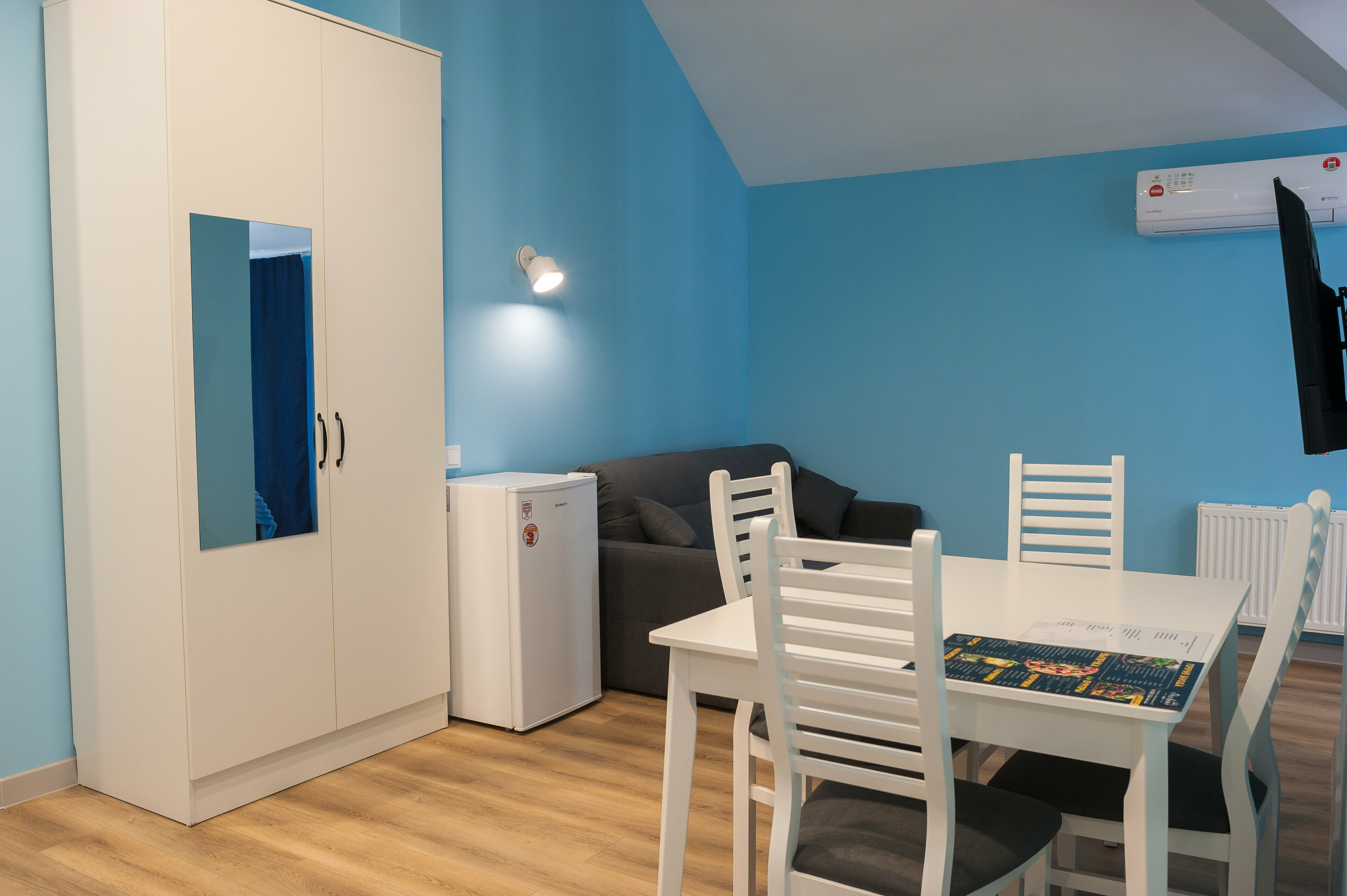 Номер-студия Делюкс