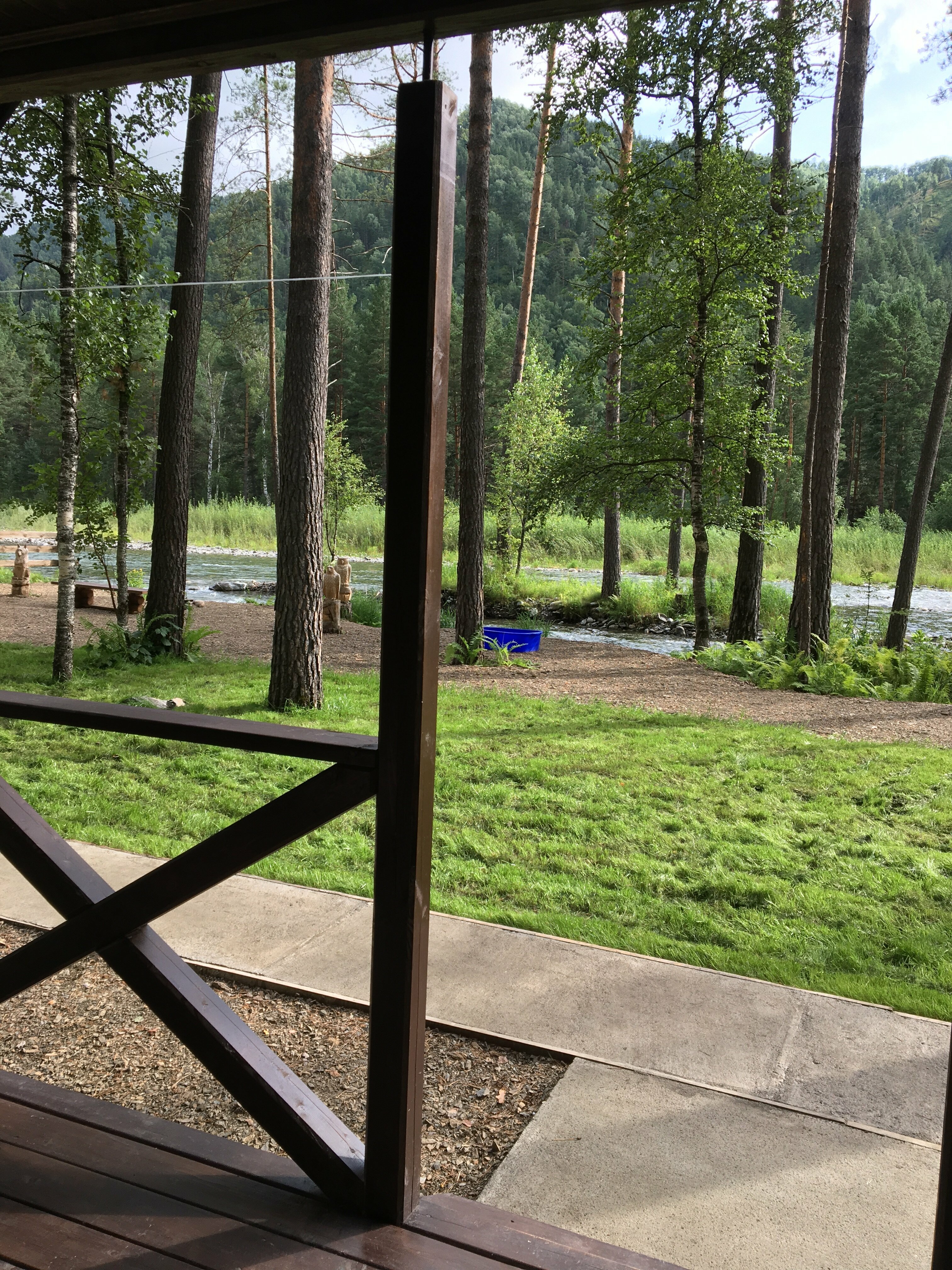 Дом с видом на озеро