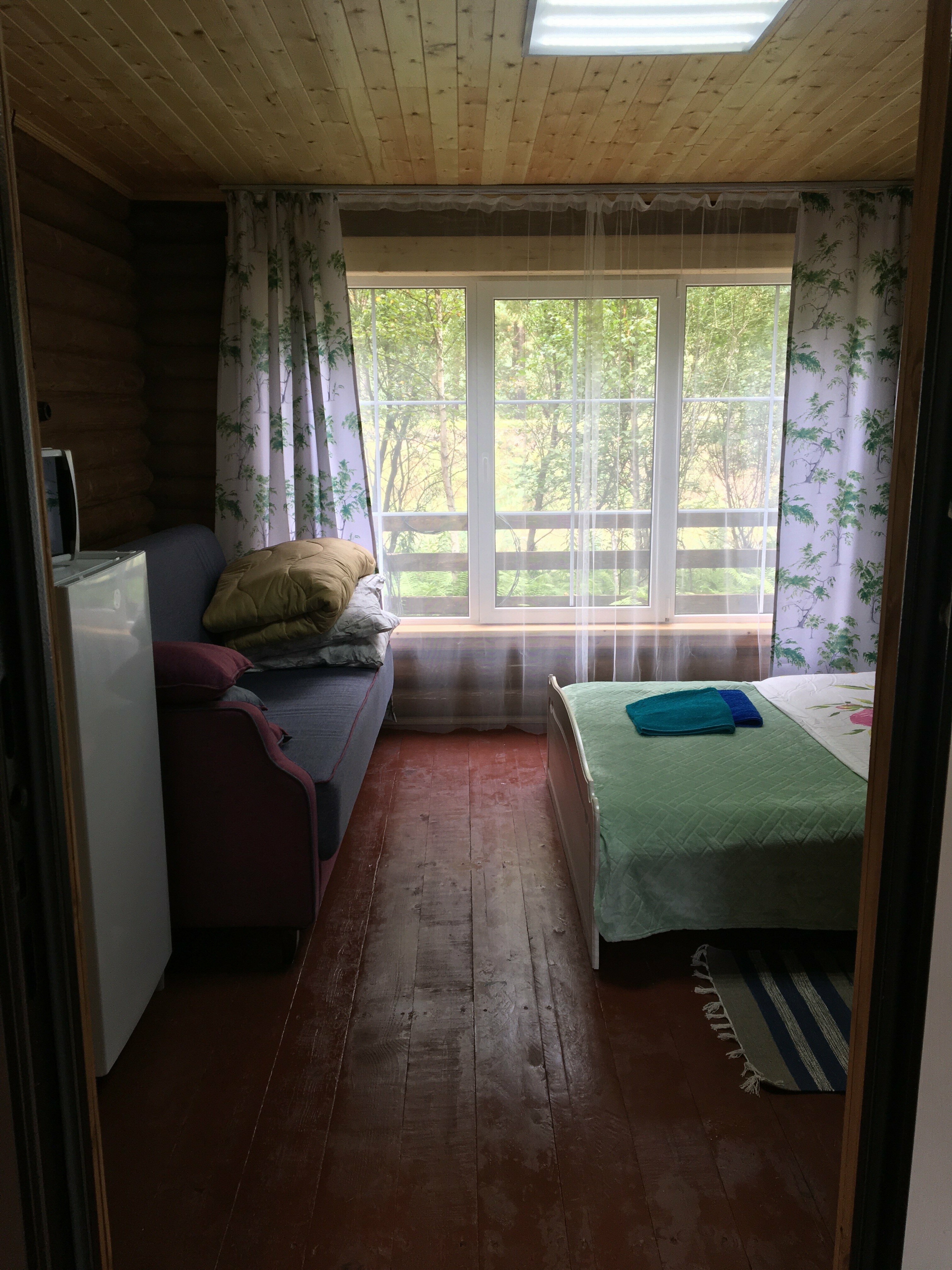 Дом с видом на лес