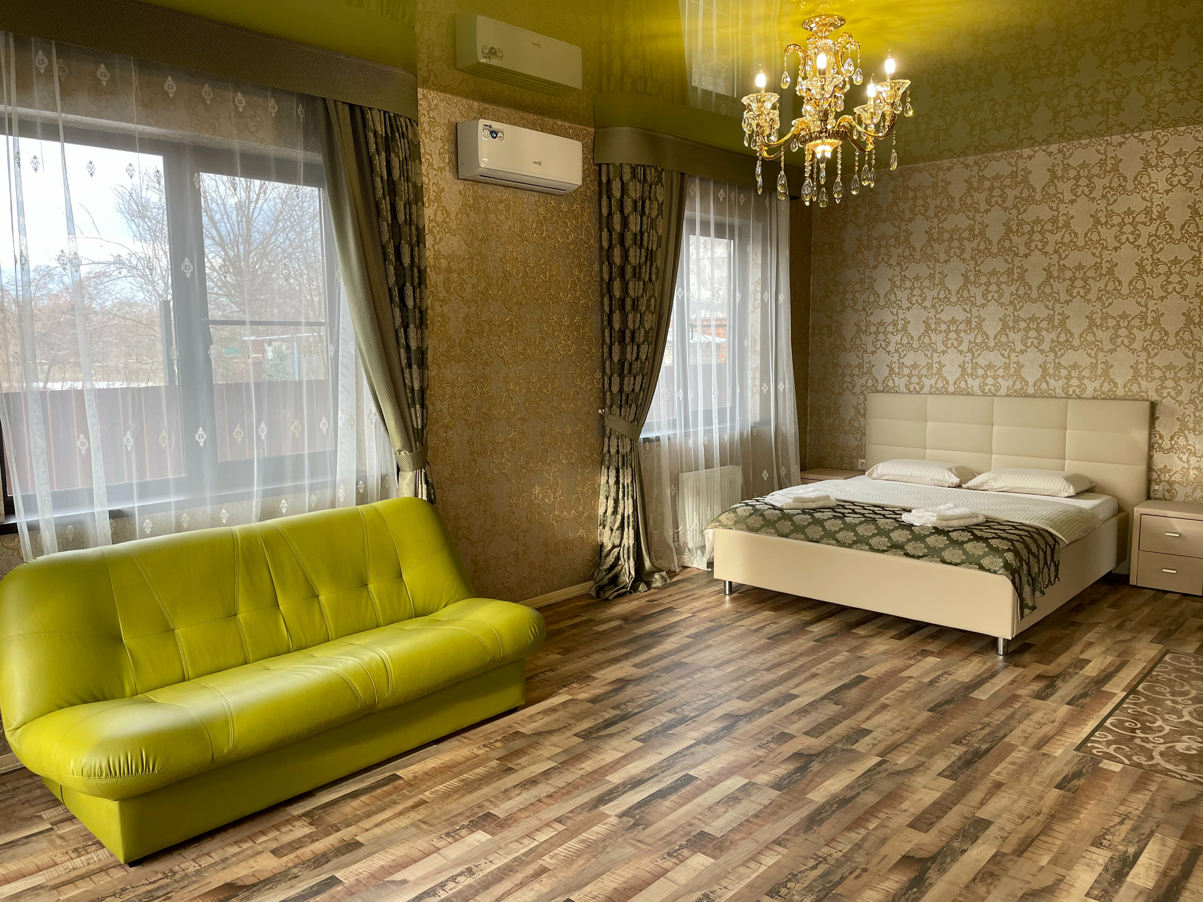 Номер-студия с балконом