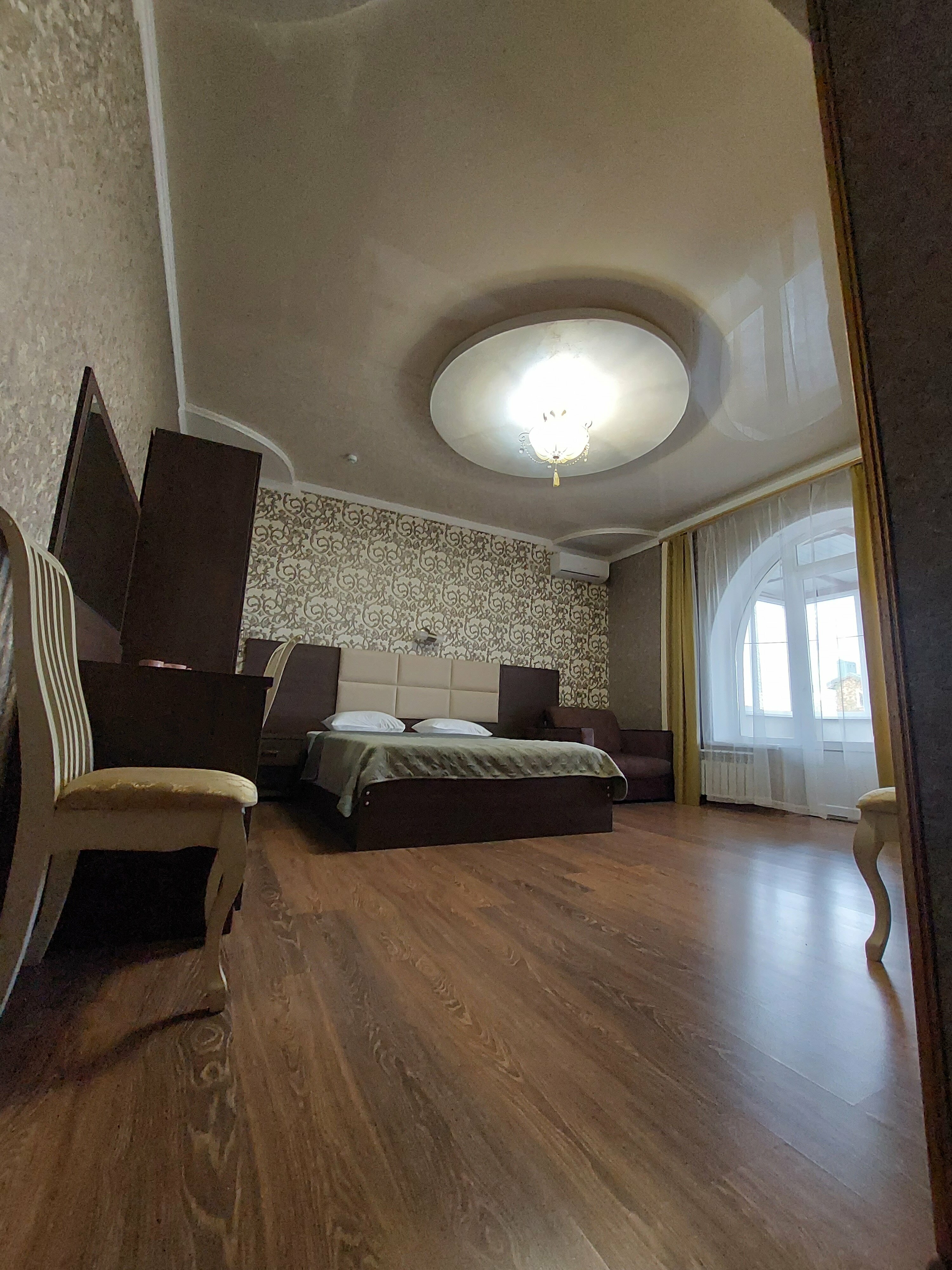 Семейный номер с балконом