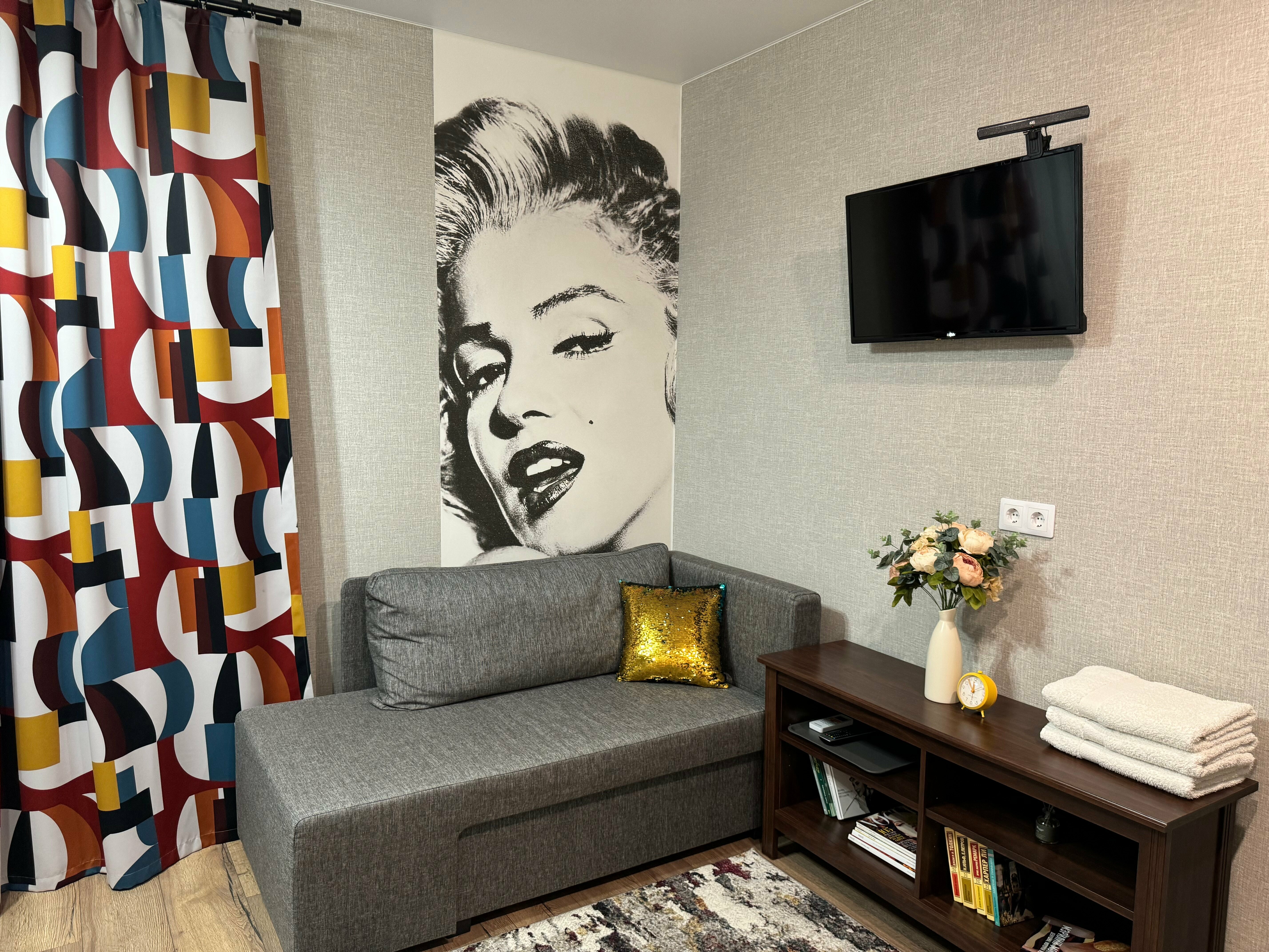 Трехместный номер «Комфорт» с душем