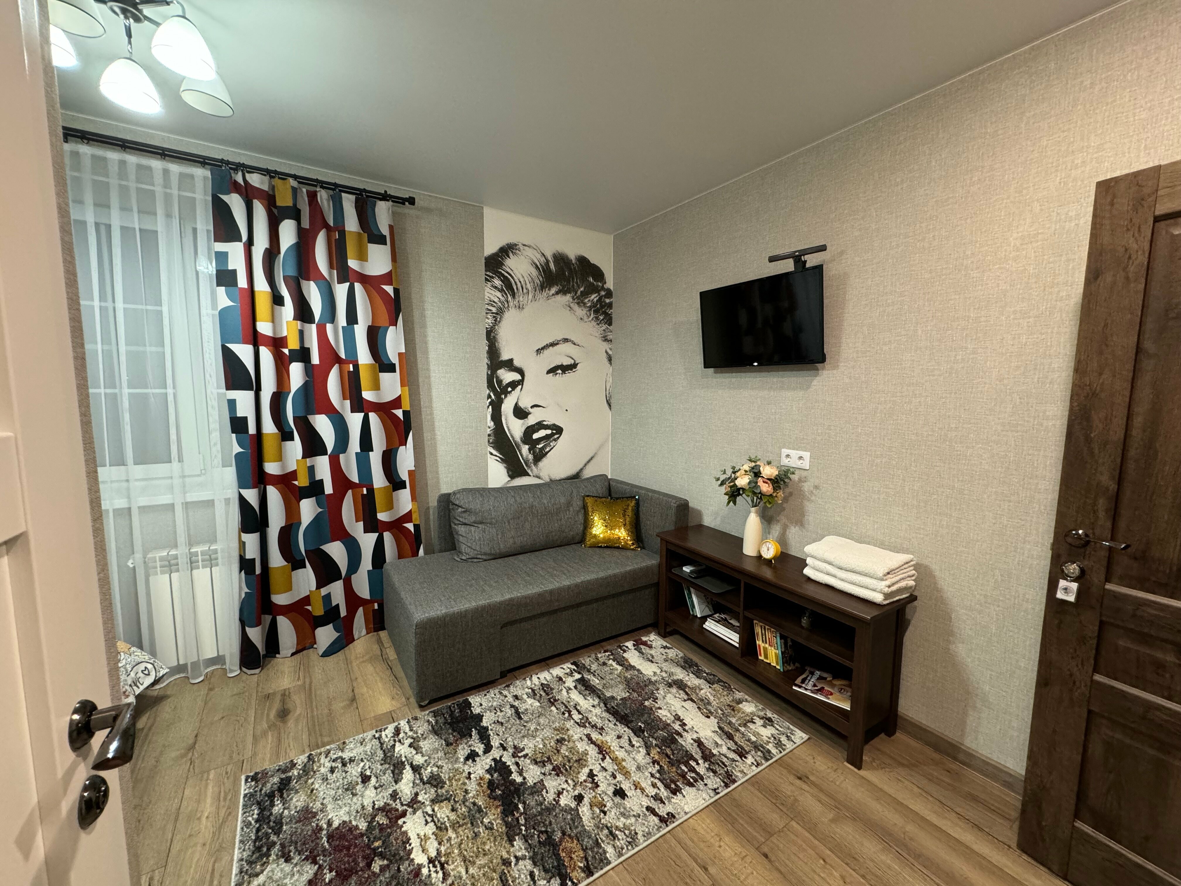 Трехместный номер «Комфорт» с душем