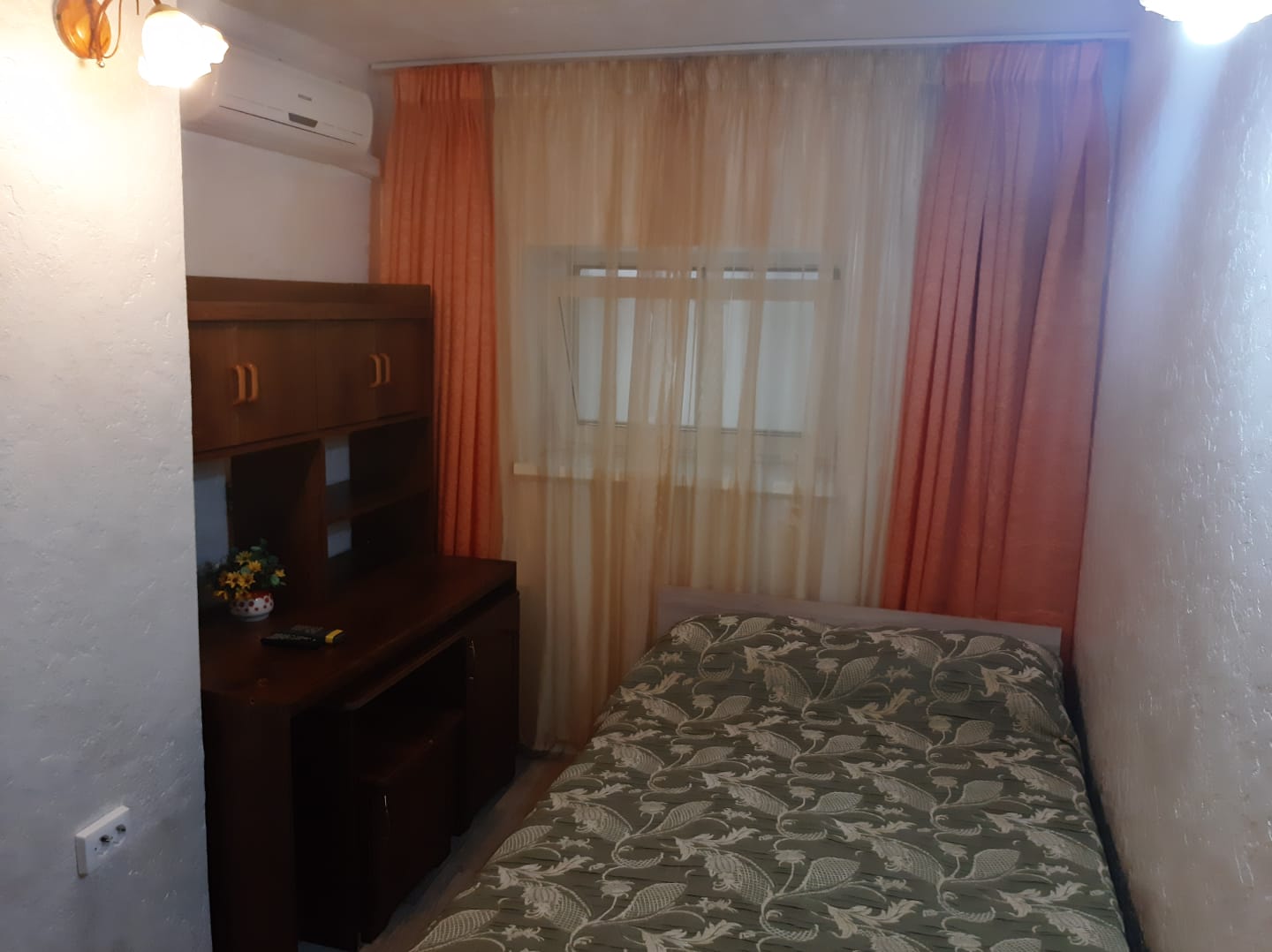 Двухместный номер с 1 кроватью и общей ванной комнатой