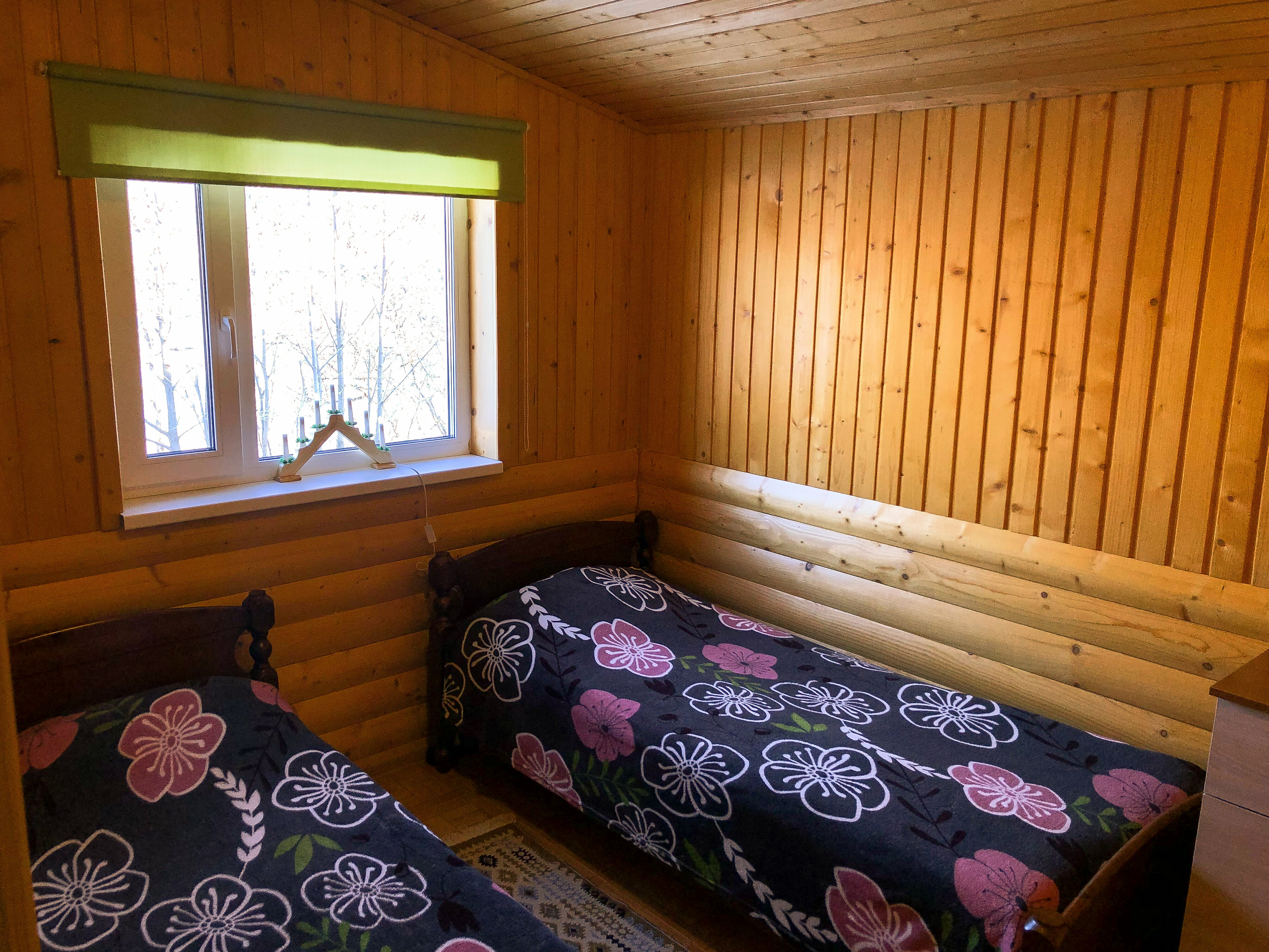 Четырехместный номер с видом на озеро