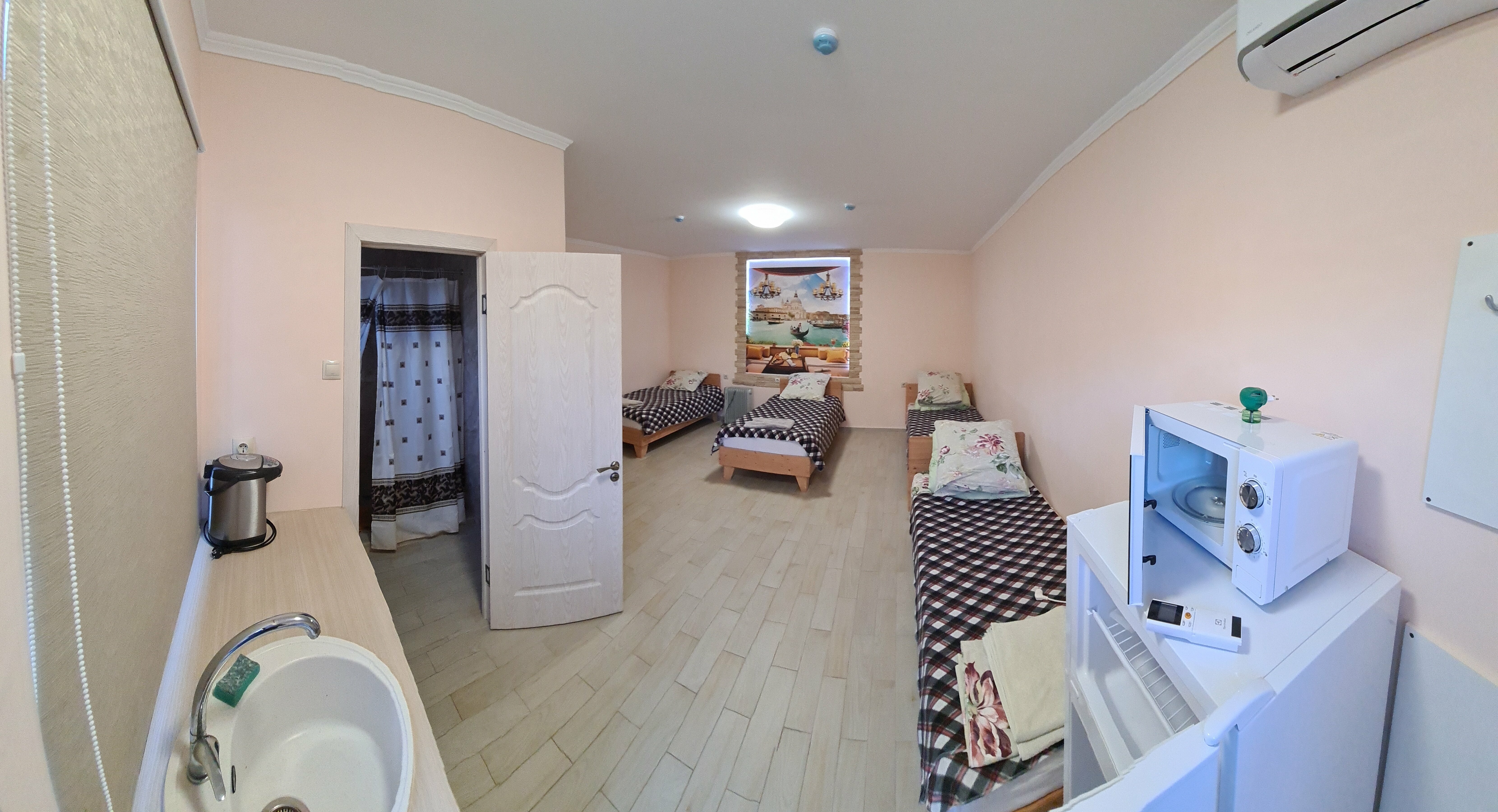 Стандартный четырехместный номер