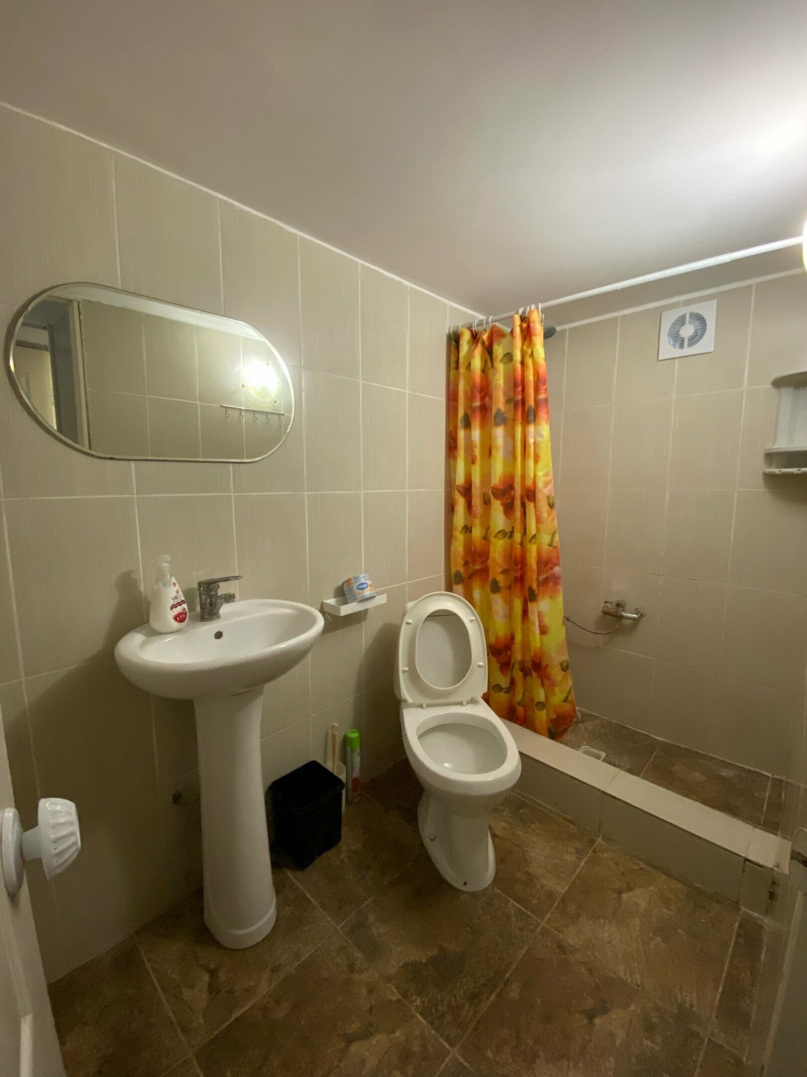 Бюджетный трехместный номер