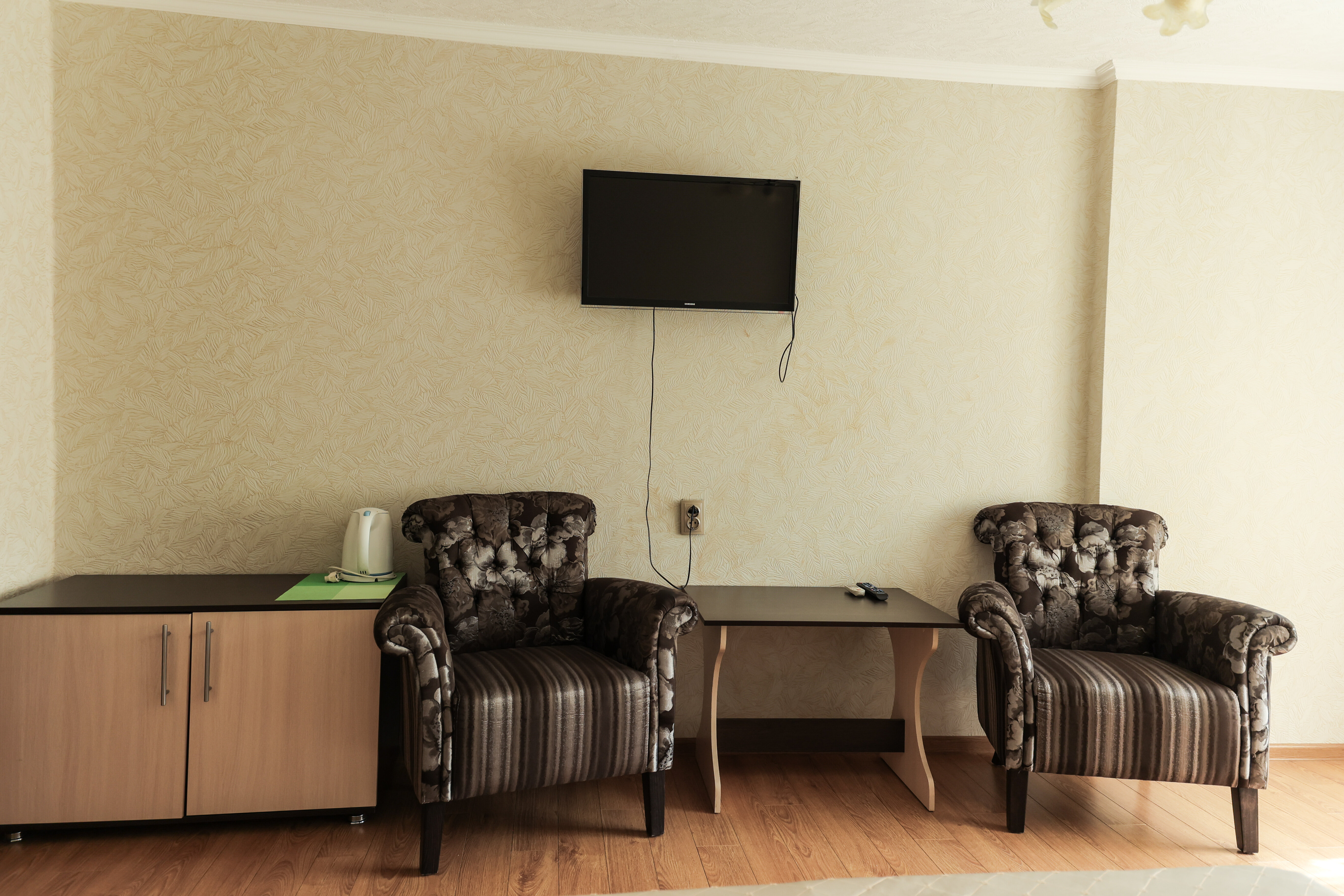 Cемейный номер с собственной ванной комнатой