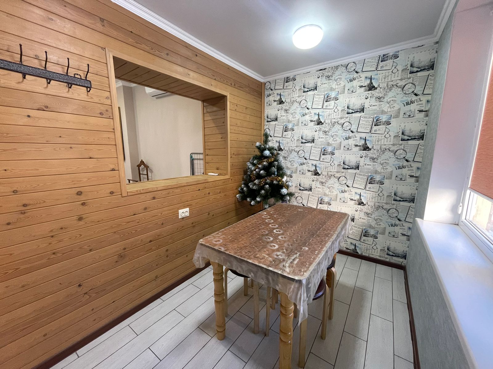 Двухкомнатный домик с двориком и мангалом