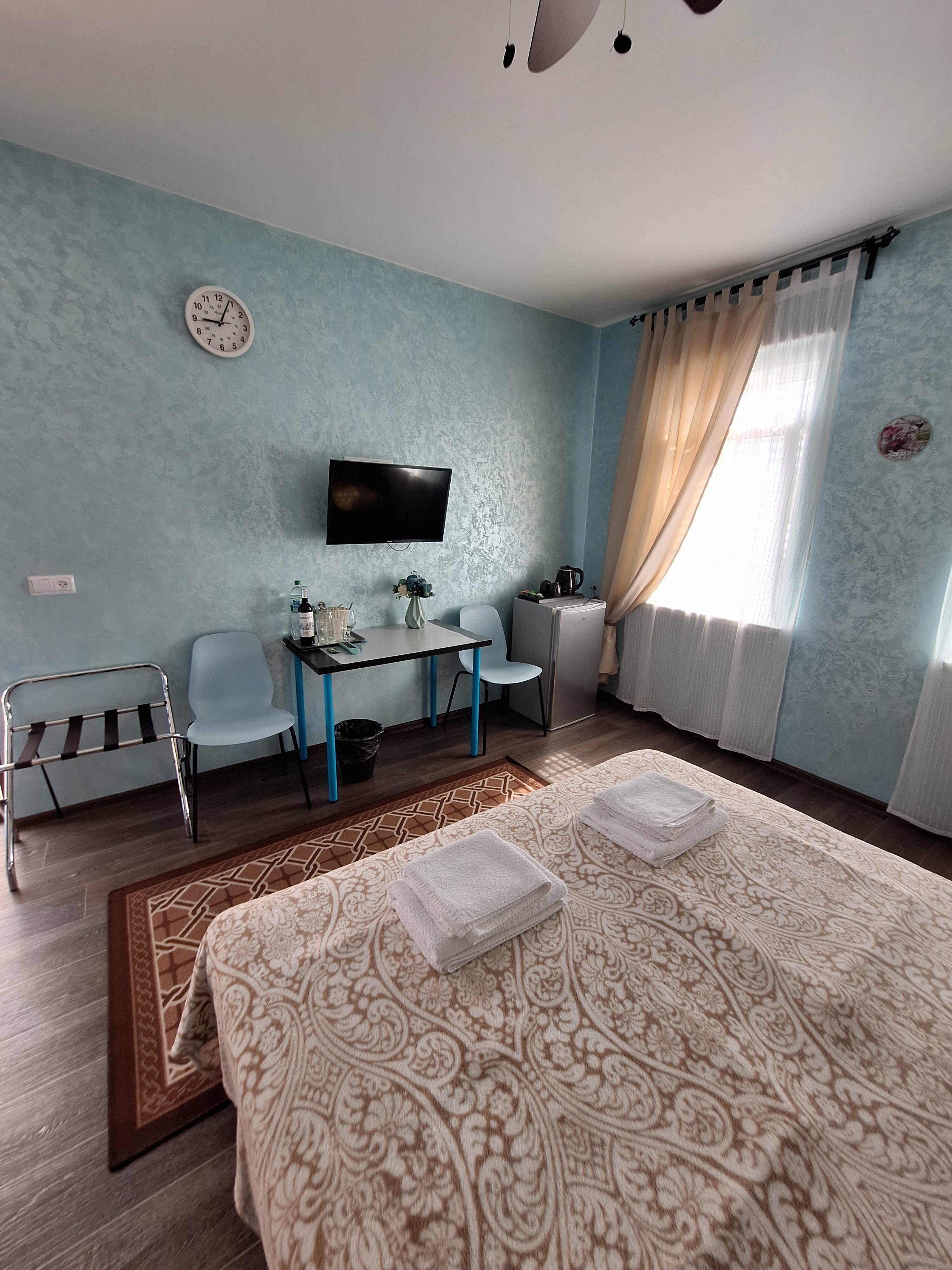 Семейный номер с видом на горы