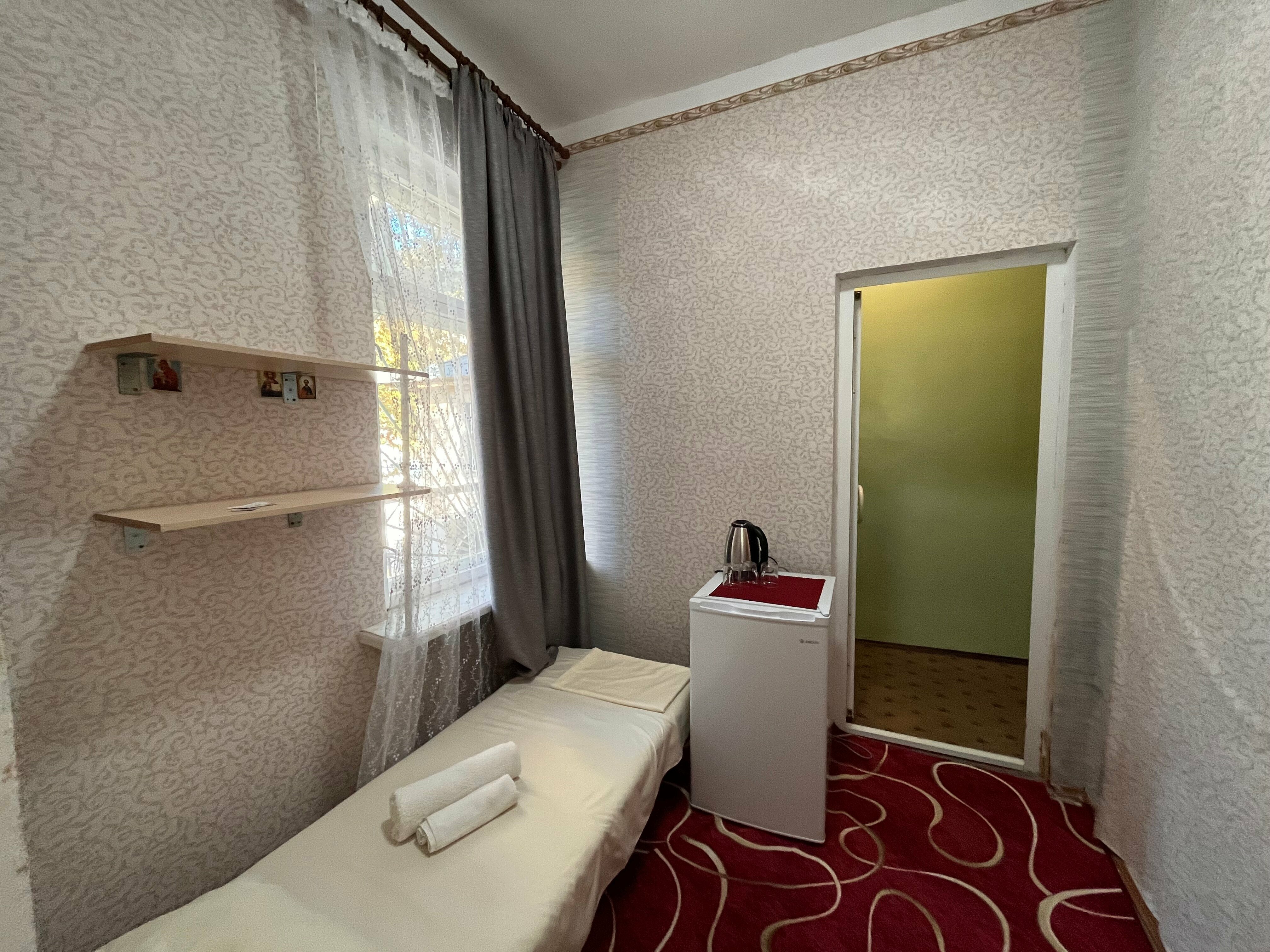 Бюджетный трехместный номер