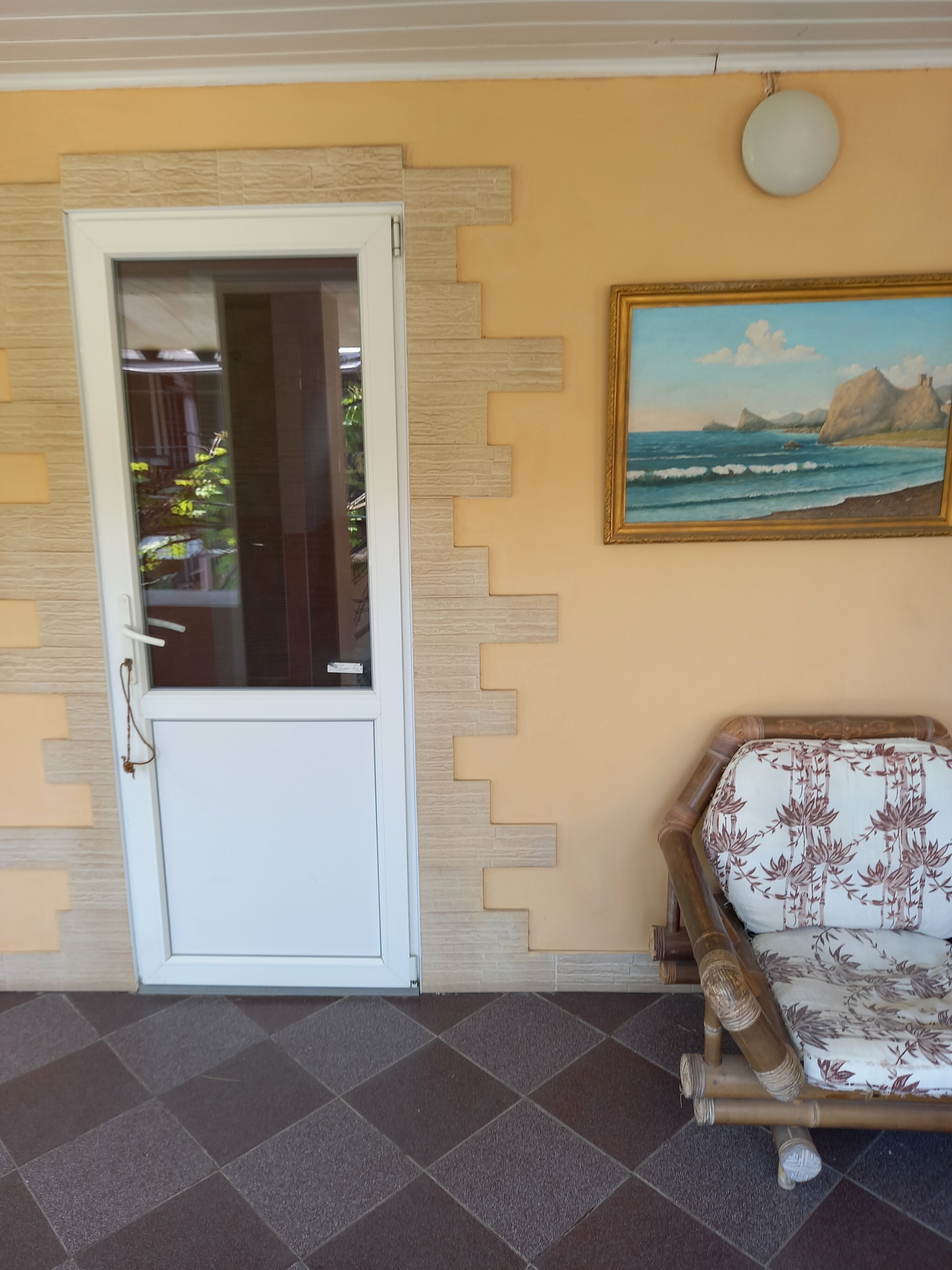 Бюджетный трехместный номер