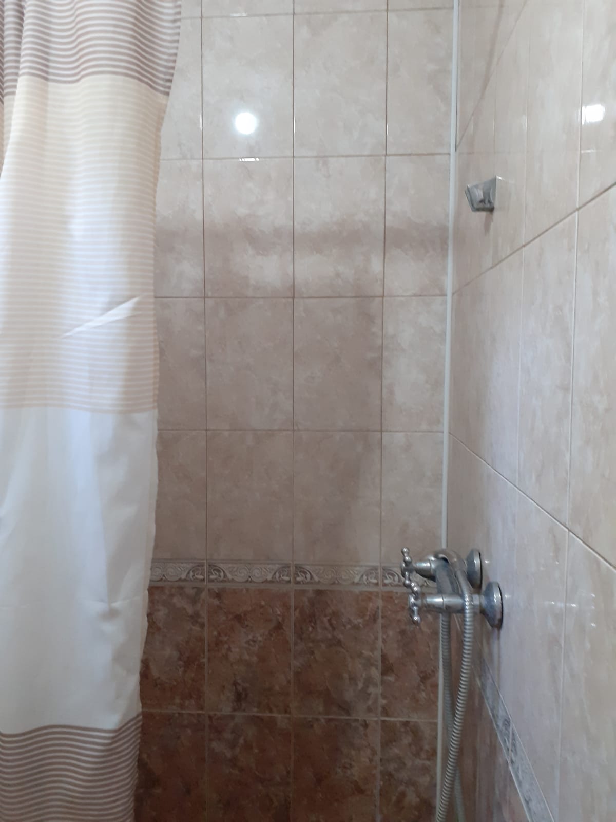 Трехместный номер эконом-класса