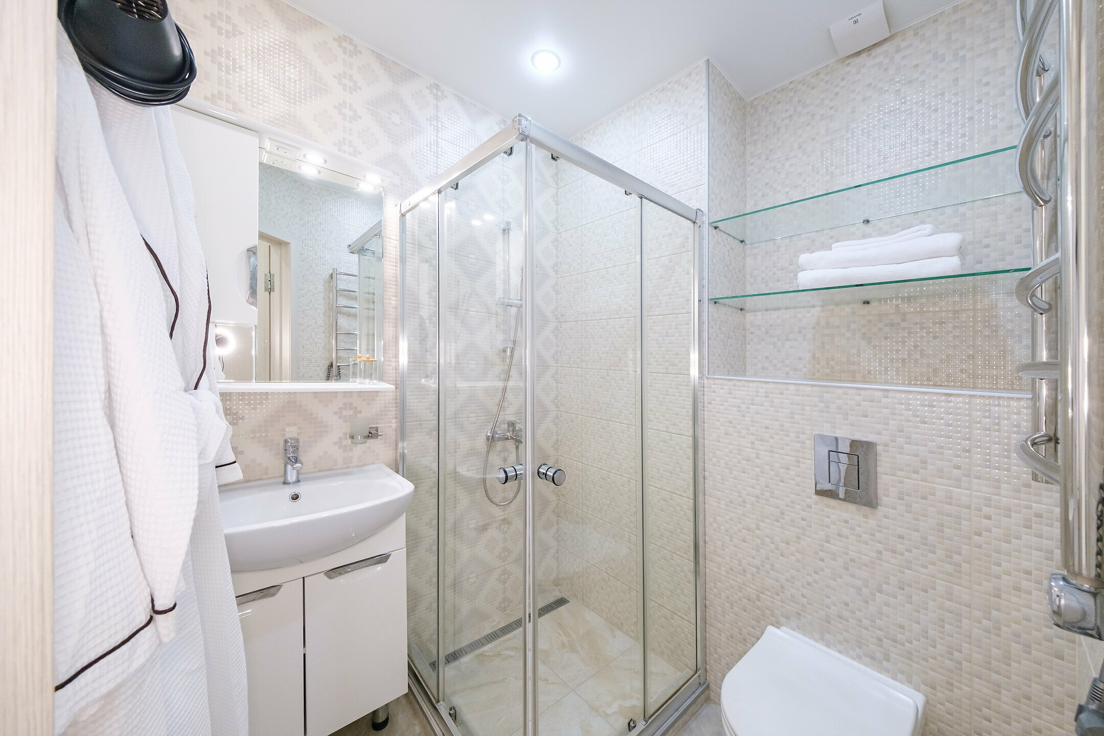 4-х местные апартаменты с балконом в жк c круглогодично подогреваемым бассейном +32 ° "Alicekeys" 13/58