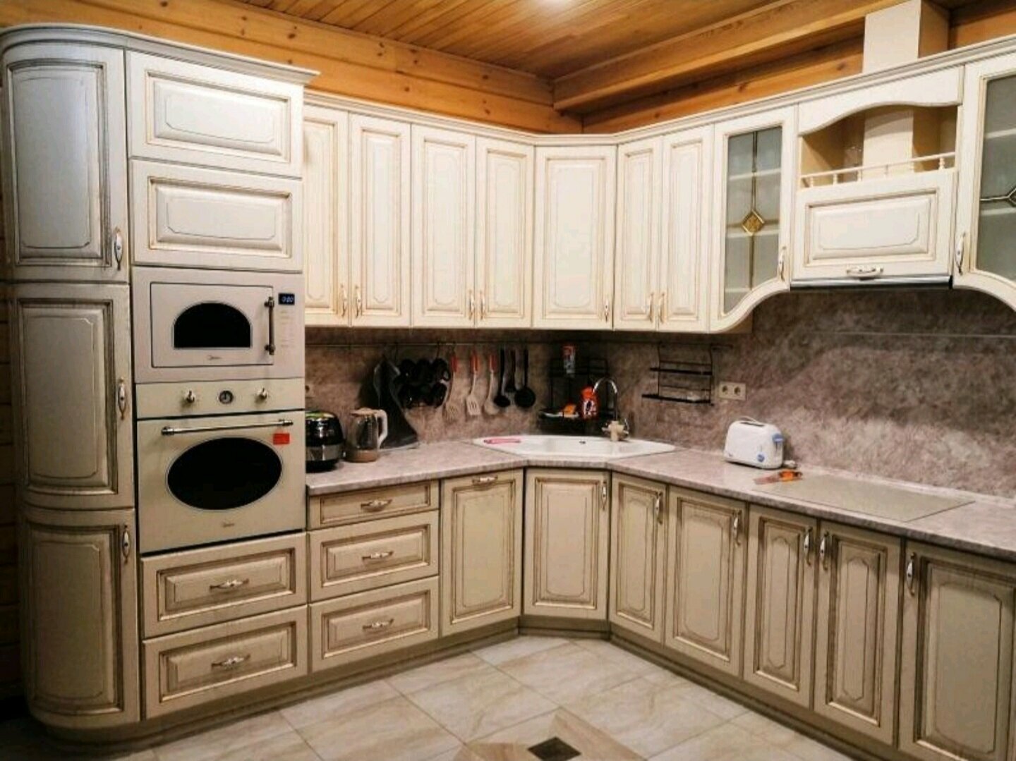 Коттедж с видом на лес