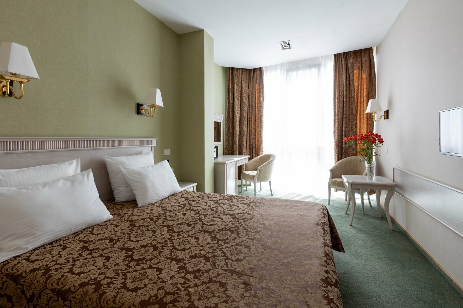 Люкс с 1 спальней