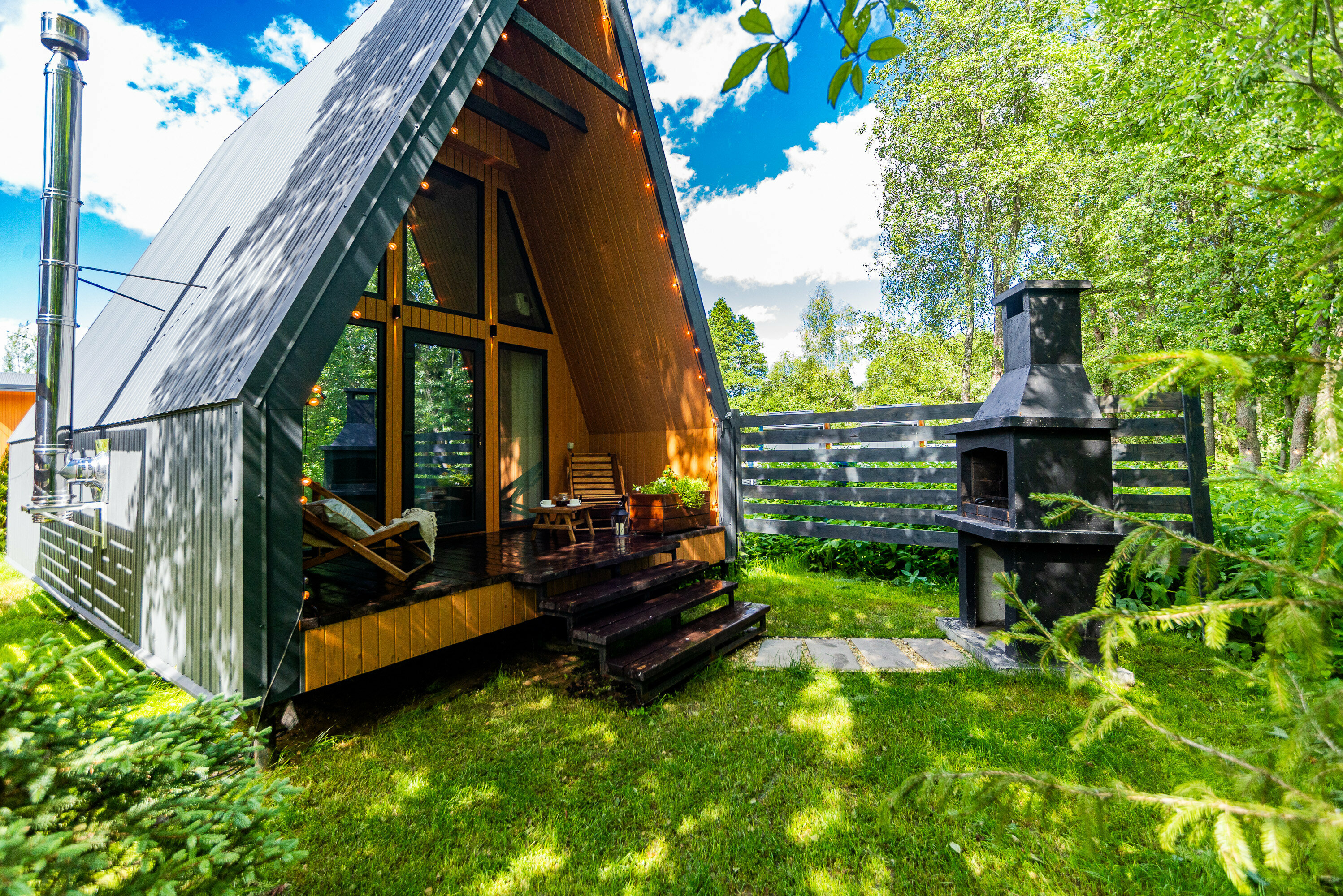 Дом с видом на лес