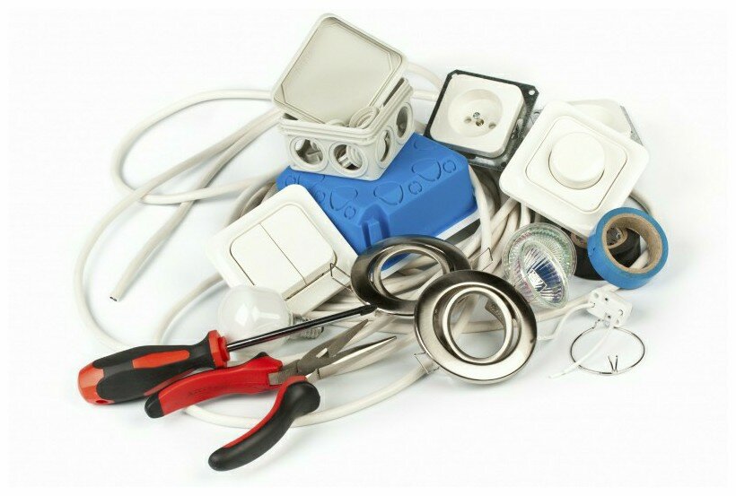 профессиональный электрик, выполнит любую заявку электромонтажных и ремонтно-восстановительных работ, качественно и в срок.