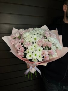 Букет из ромашковой хризантемы