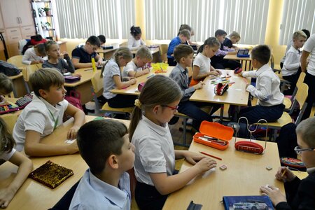 Выездные уроки в школах