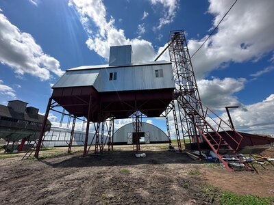 ЗАВ-100 ММК-4 бункера, цена зависит от комплектации !
