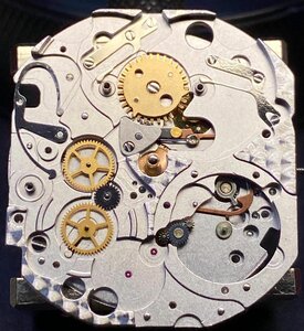 Ремонт часов Corum
