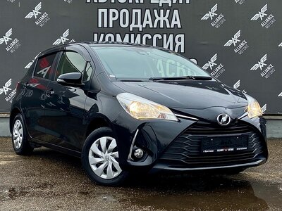 Автомобиль с пробегом Toyota Vitz 1.0 CVT (69 л.с.) 2019