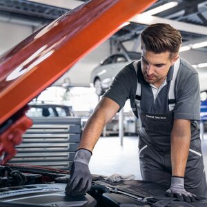 Обслуживание автомобилей BMW