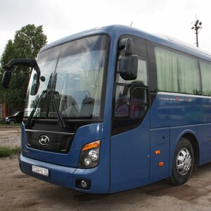 HYUNDAI 43 мест