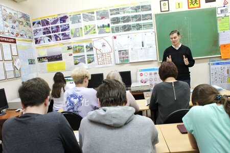 Водители со специальными звуковыми и световыми сигналами