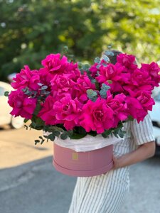 Композиция-гигант с ароматной французской розой