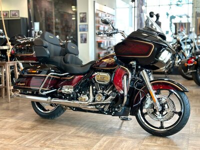Harley-Davidson CVO Road Glide Limited (120th Anniversar