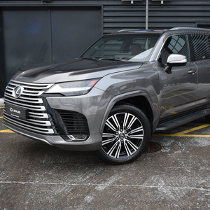 Lexus LX 500d