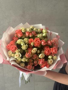 Дарите эмоции! Букет кустовых роз к любому событию