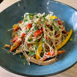 Салат Тайский с курицей