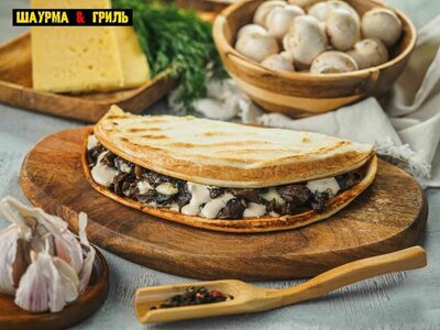 Пицца с грибами