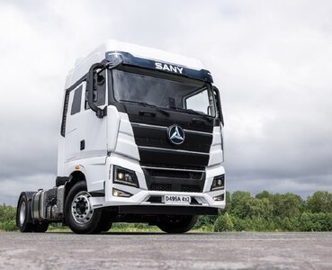 Седельный тягач SANY D495A 4×2
