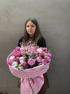 Кустовые розы Мисти баблз размер M