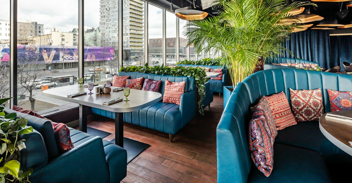 Dushdagi uchta porno video