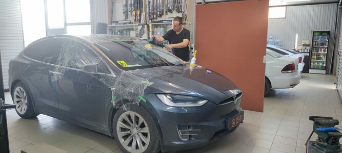 Полировка лобового стекла автомобиля