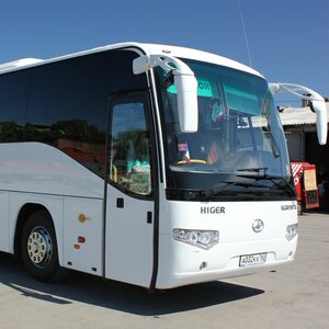 HIGER 51 мест