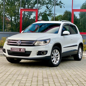 Volkswagen Tiguan 2.0 AT, 2015